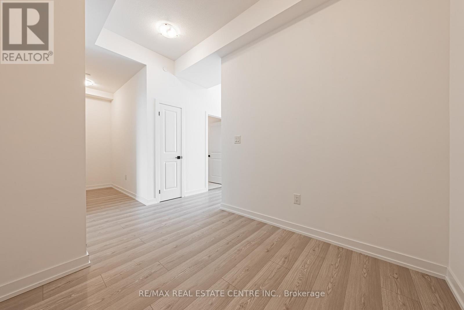 1213 - 450 Dundas Street E, Hamilton, Ontario  L0R 2H8 - Photo 8 - X12569696