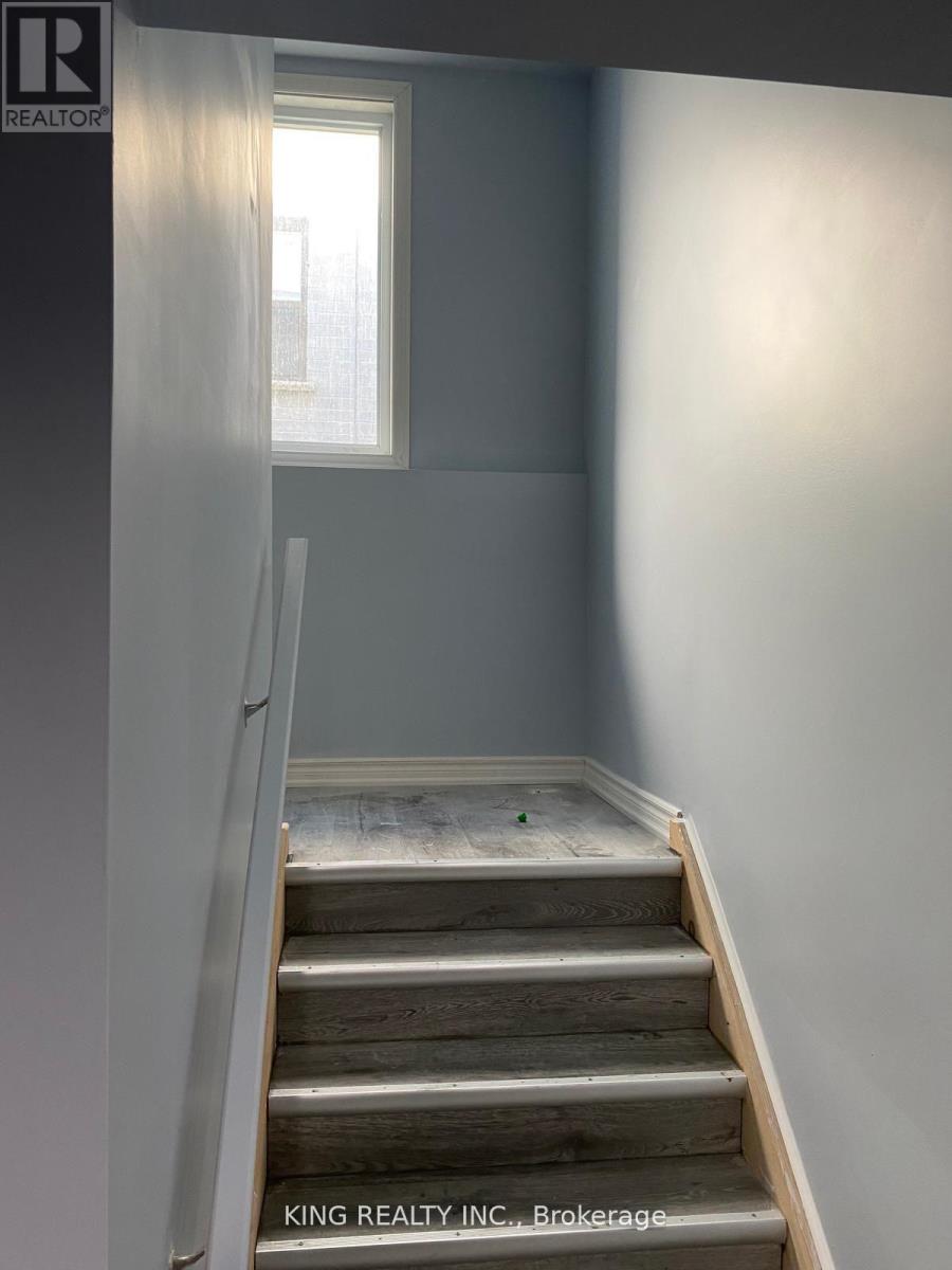 Unknown Address, ,     - Photo 2 - X12569704