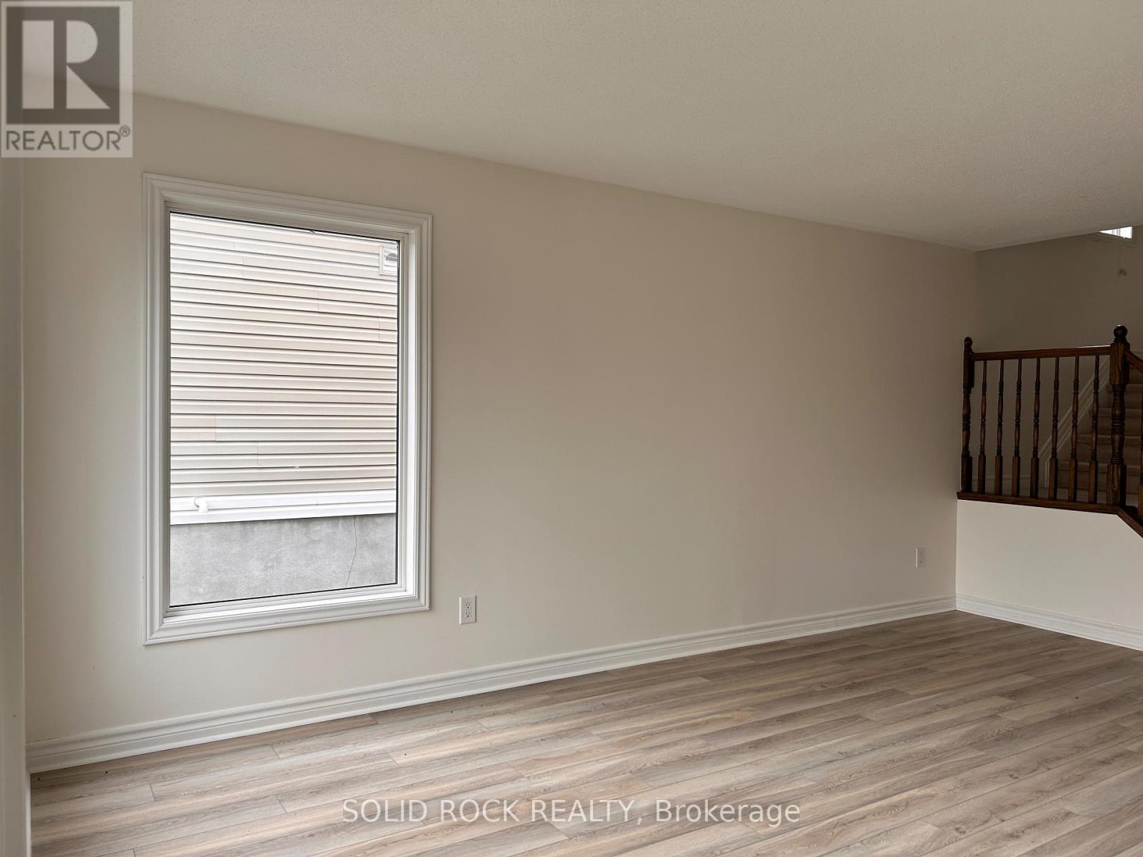 354 Forestbrook Street, Ottawa, Ontario  K2K 0B8 - Photo 11 - X12569720