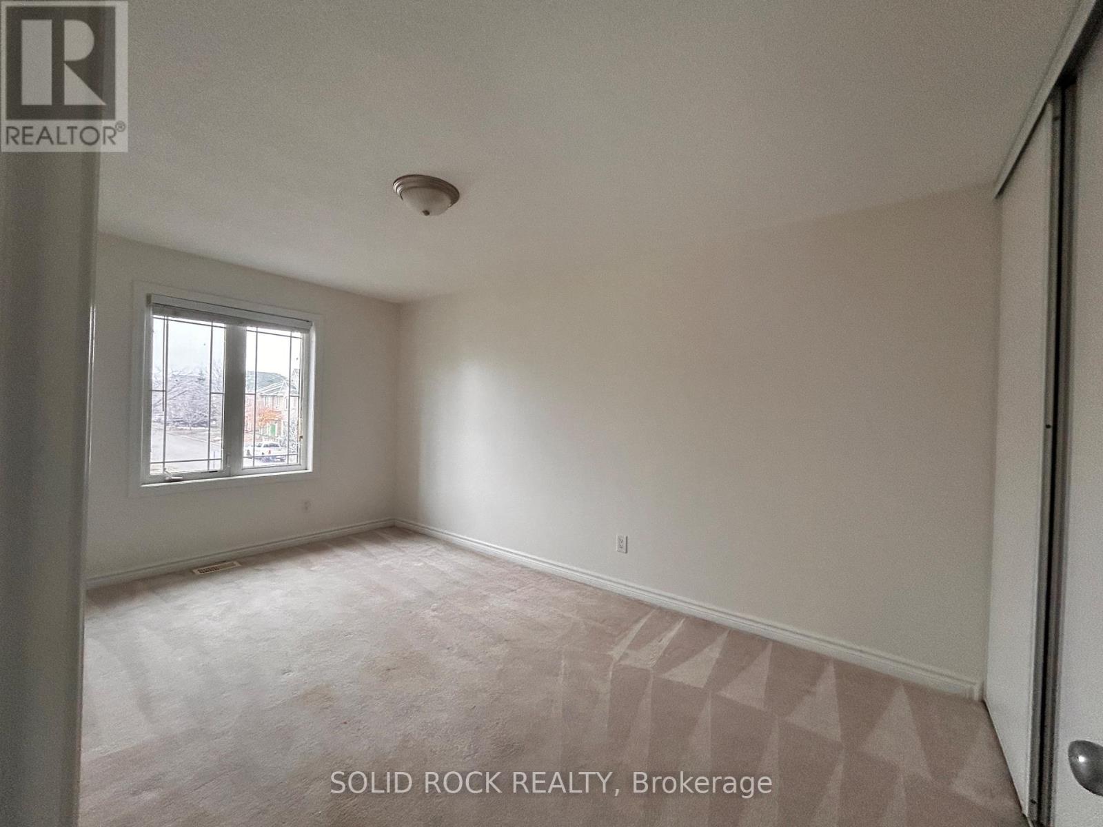 354 Forestbrook Street, Ottawa, Ontario  K2K 0B8 - Photo 13 - X12569720