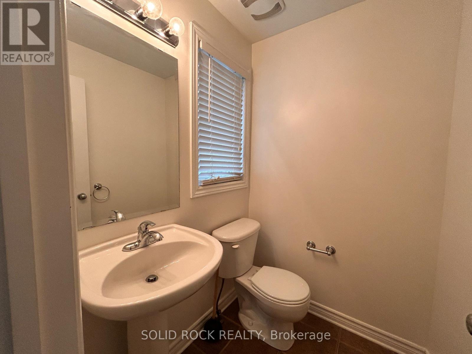 354 Forestbrook Street, Ottawa, Ontario  K2K 0B8 - Photo 3 - X12569720