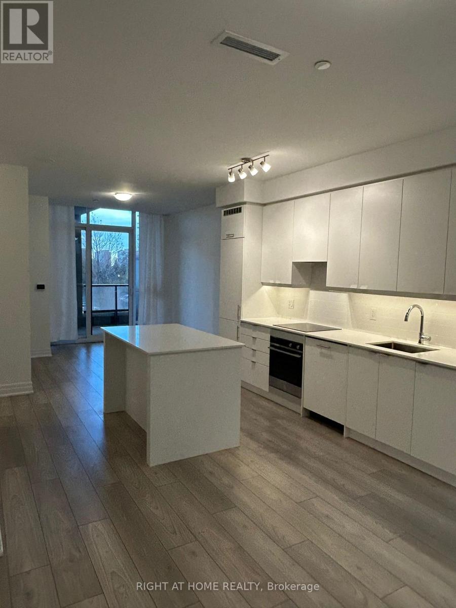 202 - 36 Elm Drive, Mississauga, Ontario  L5B 0N3 - Photo 6 - W12469722