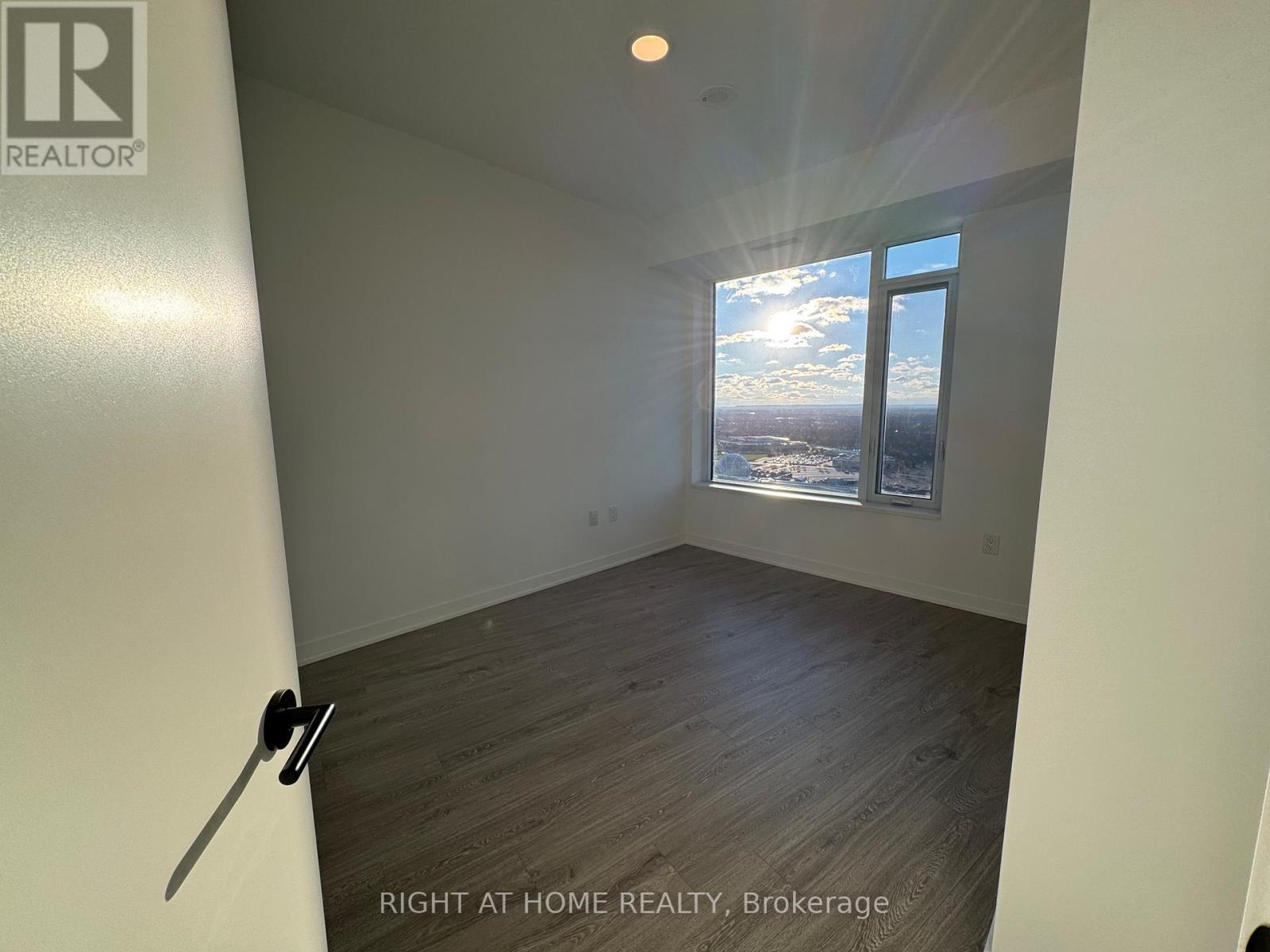 2608 - 2495 Eglinton Avenue W, Mississauga, Ontario  L5M 2T2 - Photo 20 - W12569728