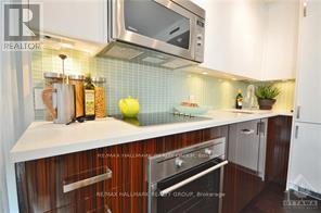 305 - 201 Parkdale Avenue, Ottawa, Ontario  K1Y 1E8 - Photo 5 - X12569740