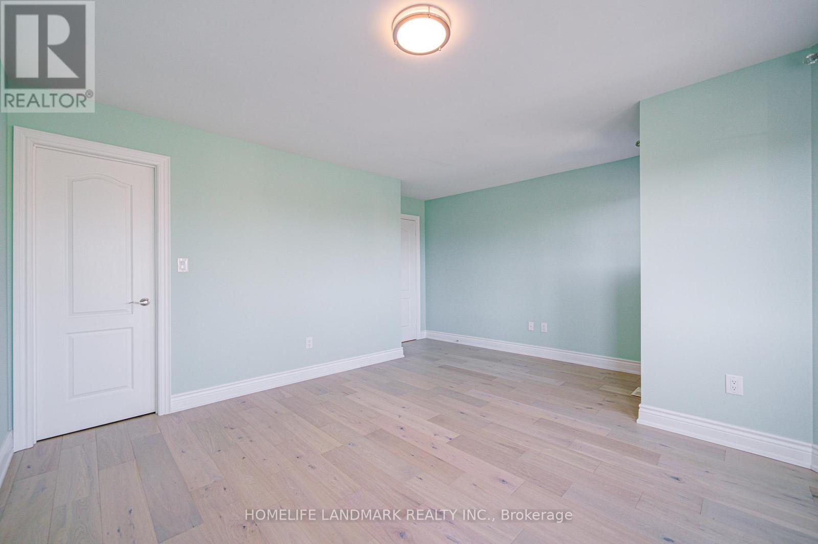 214 Alfred Paterson Drive, Markham, Ontario  L6E 2E7 - Photo 27 - N12565466