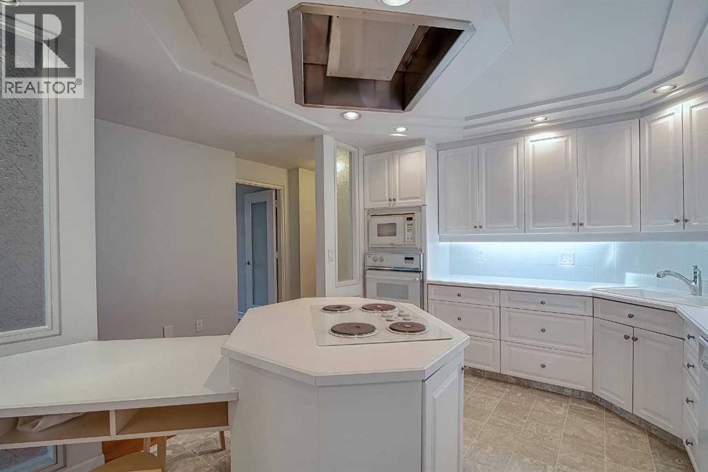 101, 505 Canyon Meadows Drive Sw, Calgary, Alberta  T2W 5E9 - Photo 20 - A2261461