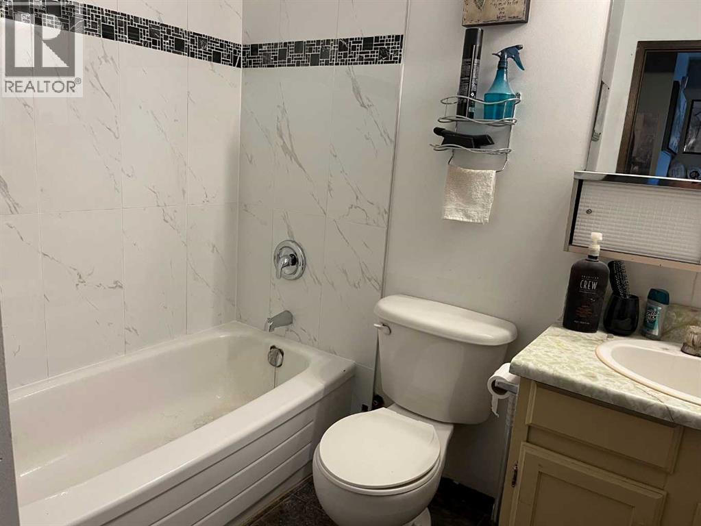 2410 14 Street Sw, Calgary, Alberta  t2t 3t6 - Photo 3 - A2259924