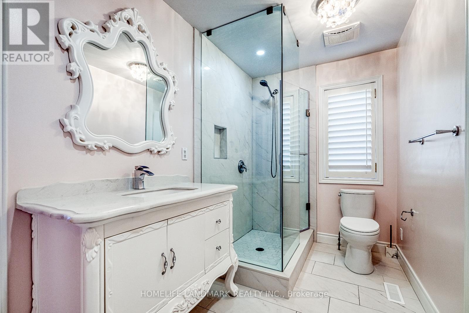 9 Chantilly Crescent, Richmond Hill, Ontario  L4C 0K1 - Photo 31 - N12569734