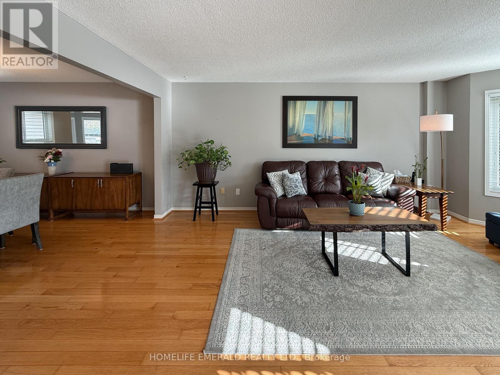 72 Darren Drive, Essa, Ontario  L0M 1B3 - Photo 15 - N12569744