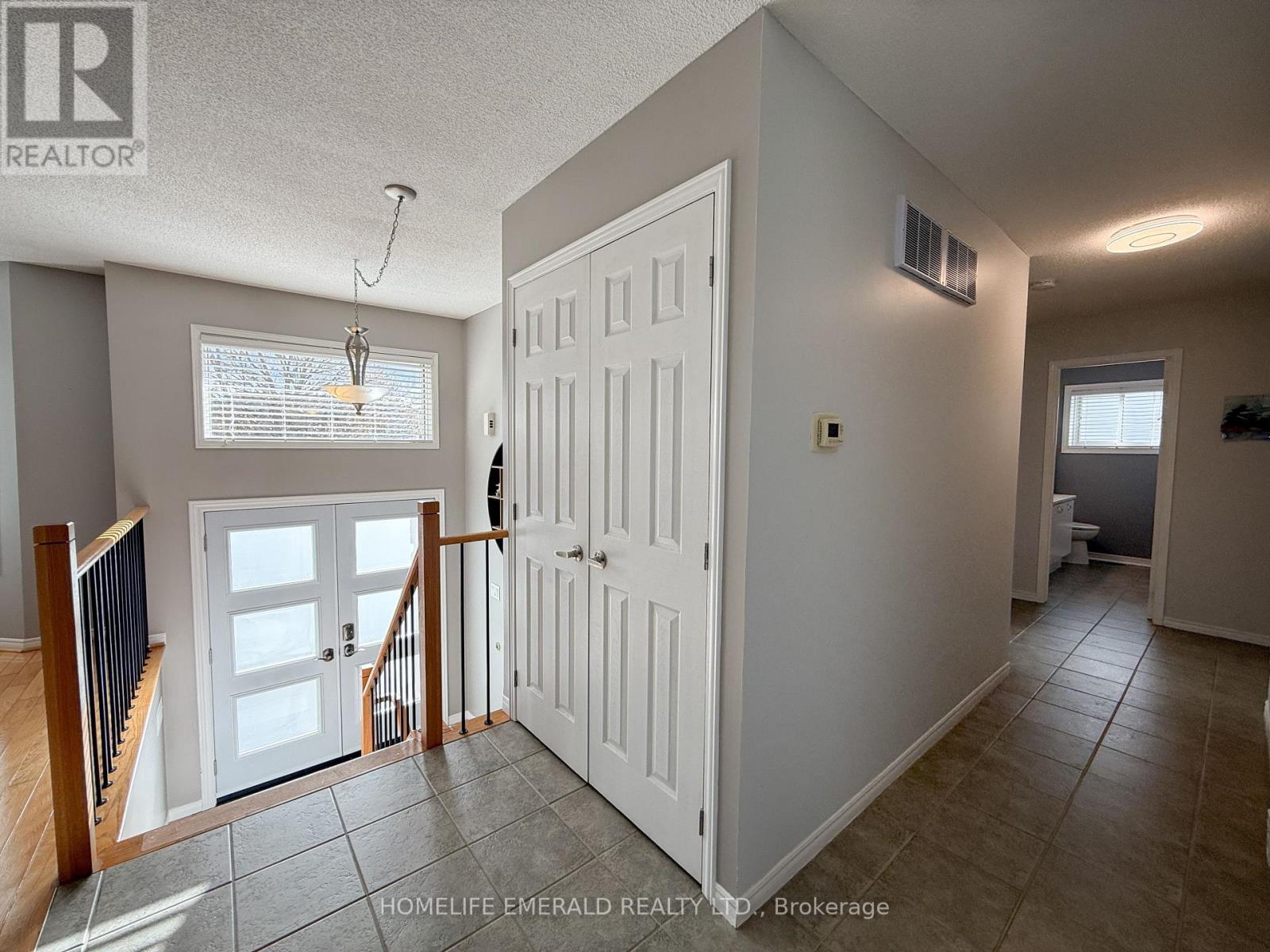 72 Darren Drive, Essa, Ontario  L0M 1B3 - Photo 17 - N12569744