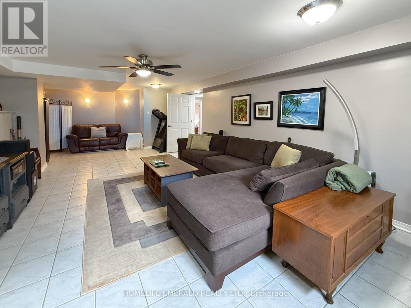 72 Darren Drive, Essa, Ontario  L0M 1B3 - Photo 36 - N12569744