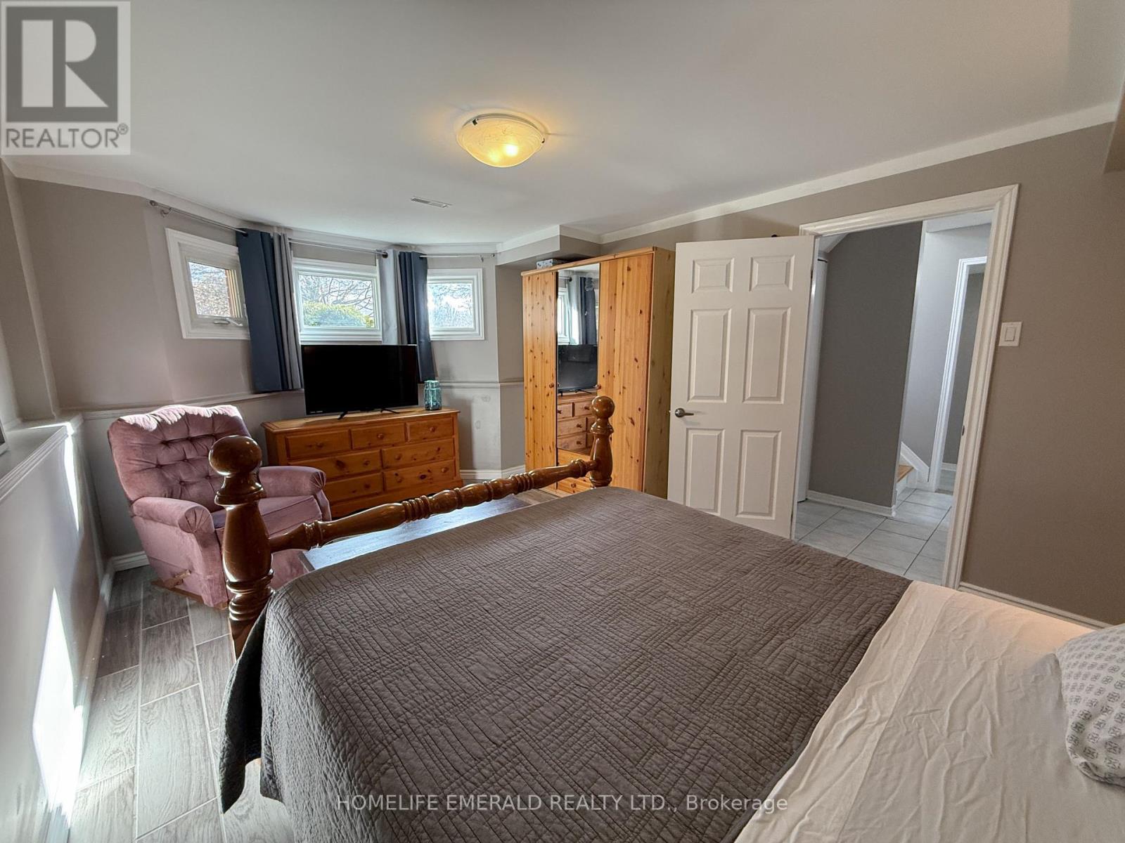 72 Darren Drive, Essa, Ontario  L0M 1B3 - Photo 40 - N12569744