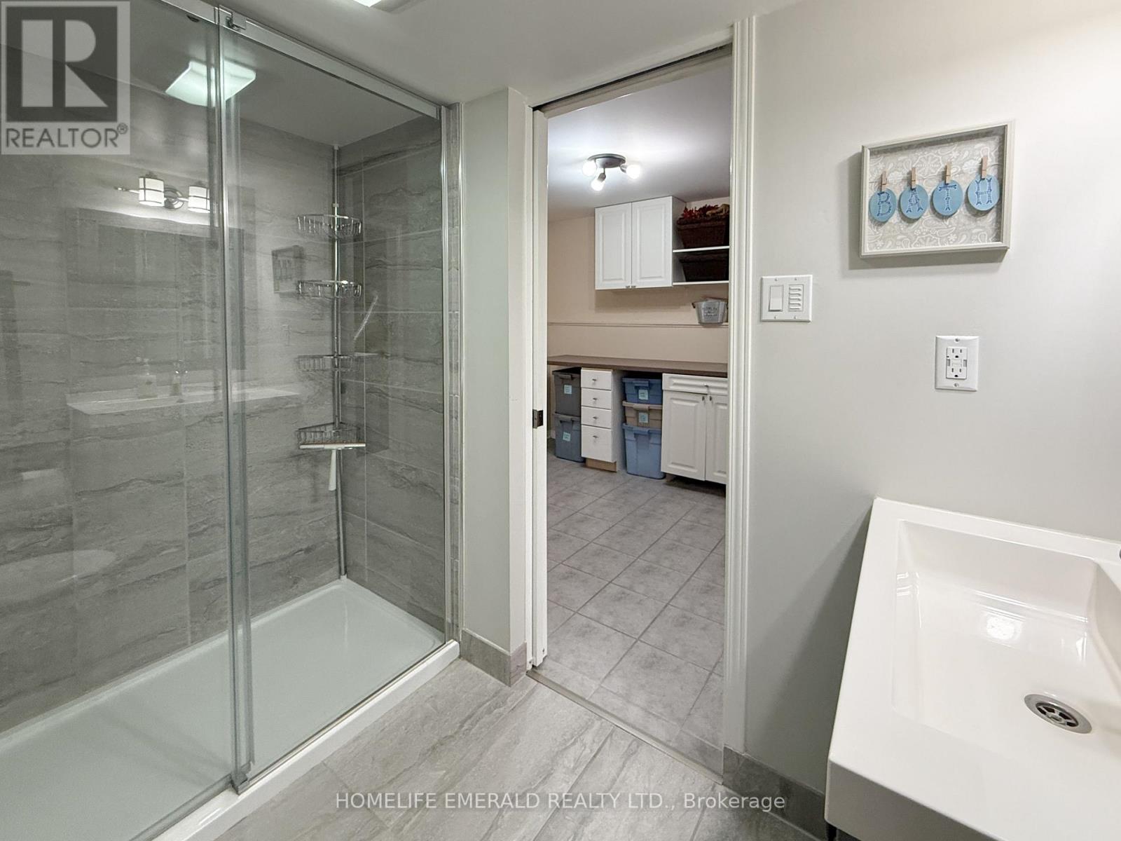 72 Darren Drive, Essa, Ontario  L0M 1B3 - Photo 44 - N12569744