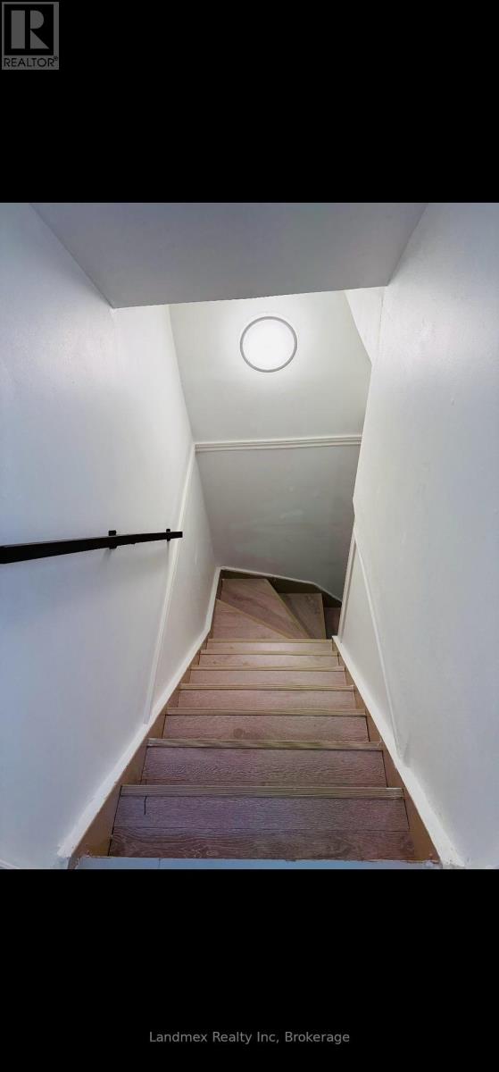 Lower - 6636 Edenwood Drive, Mississauga, Ontario  L5N 3J9 - Photo 11 - W12569752