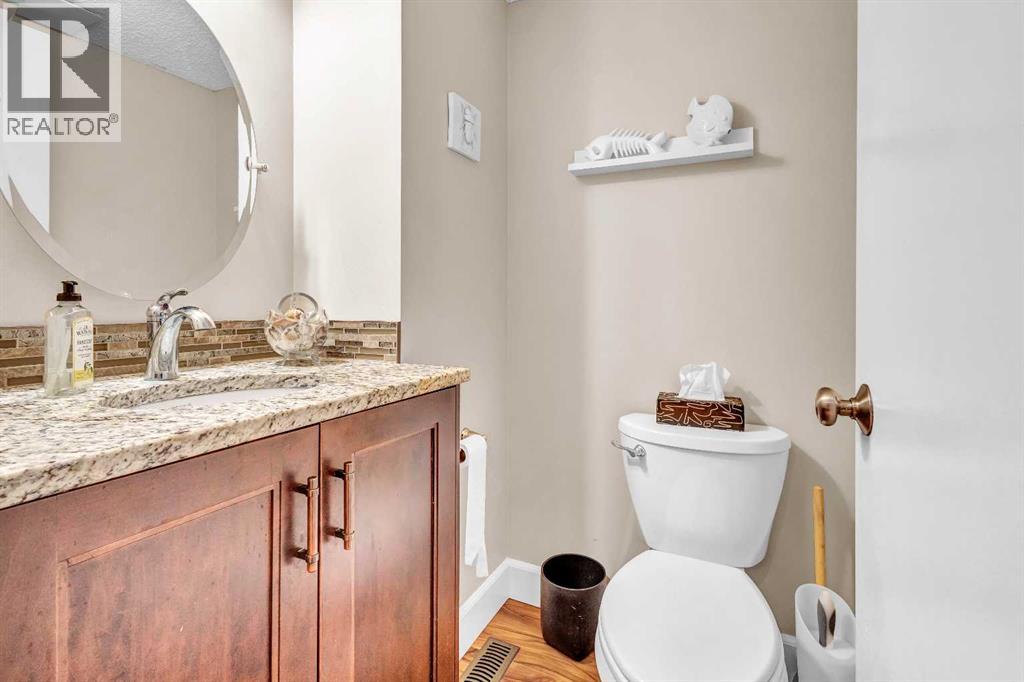 4532 Montgomery Avenue Nw, Calgary, Alberta  T3K 0K9 - Photo 9 - A2258015