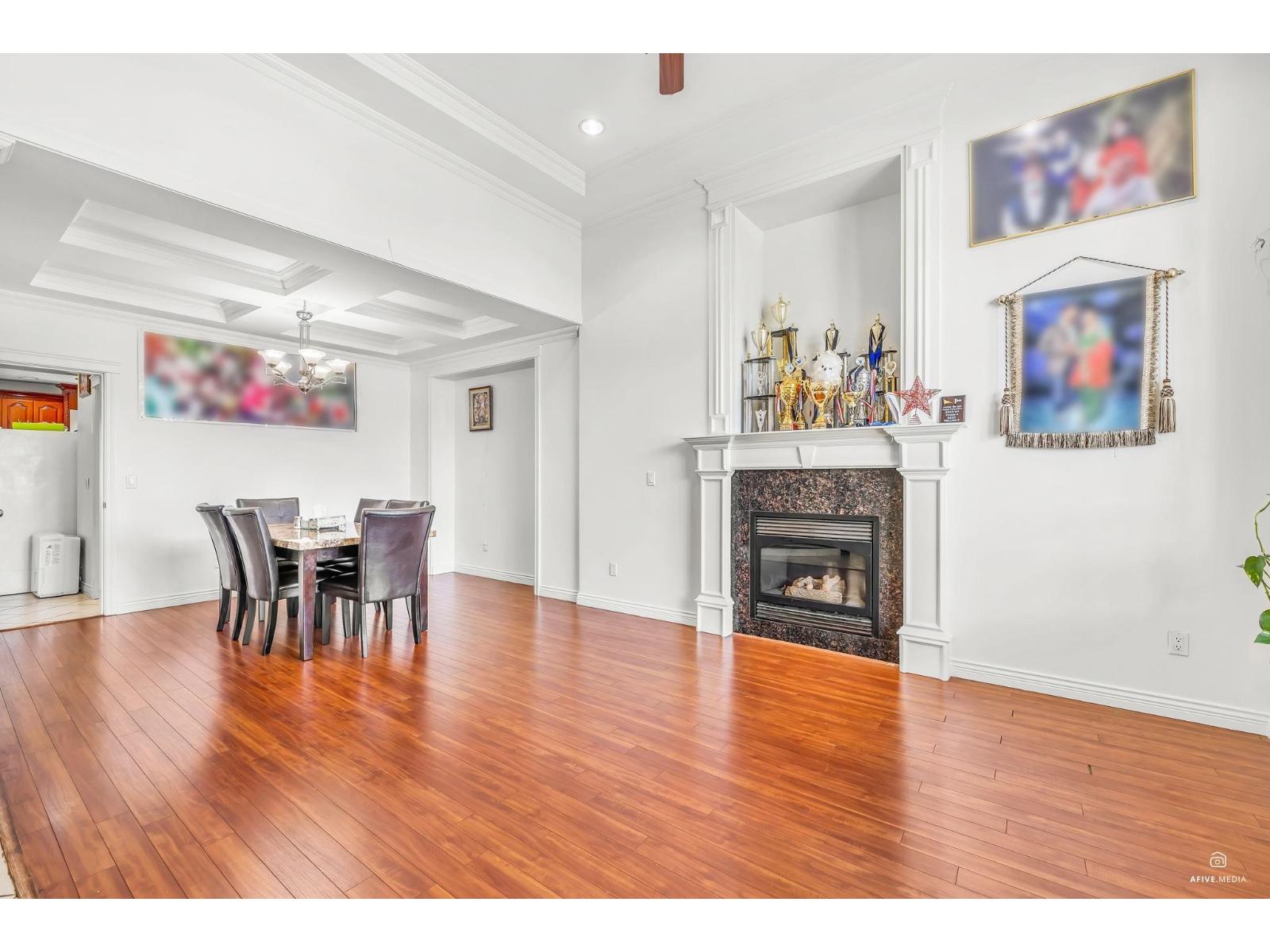 12168 96a Avenue, Surrey, British Columbia  V3V 7C3 - Photo 5 - R3041073