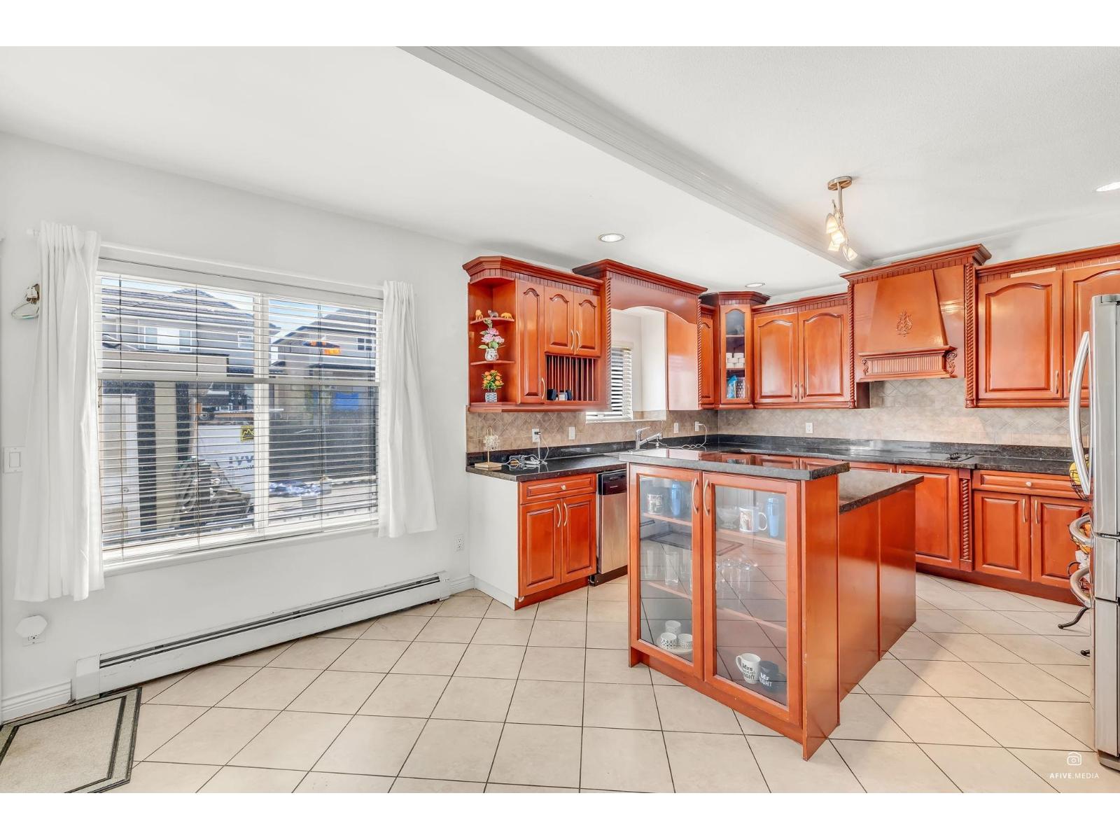 12168 96a Avenue, Surrey, British Columbia  V3V 7C3 - Photo 10 - R3041073