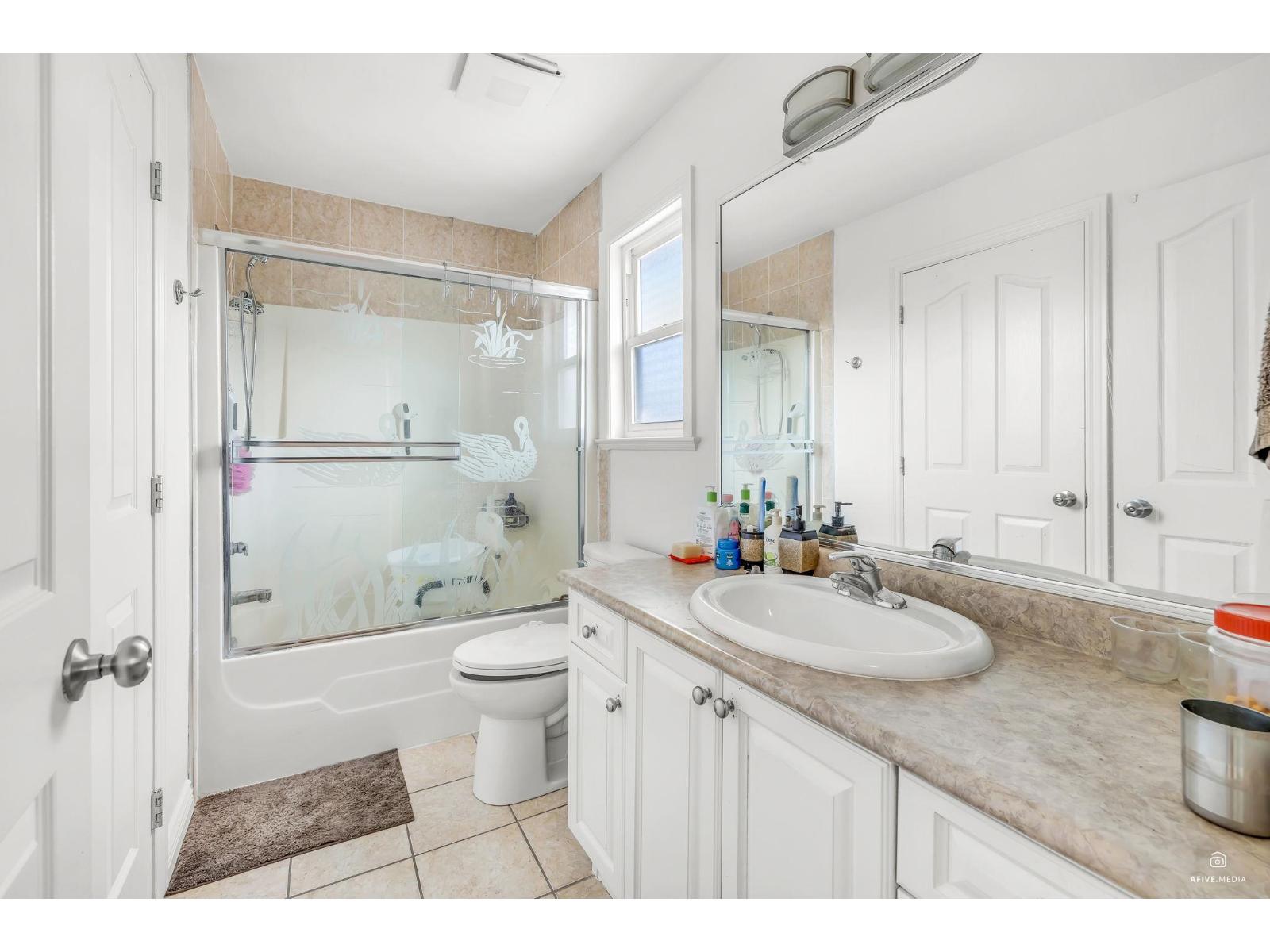 12168 96a Avenue, Surrey, British Columbia  V3V 7C3 - Photo 23 - R3041073