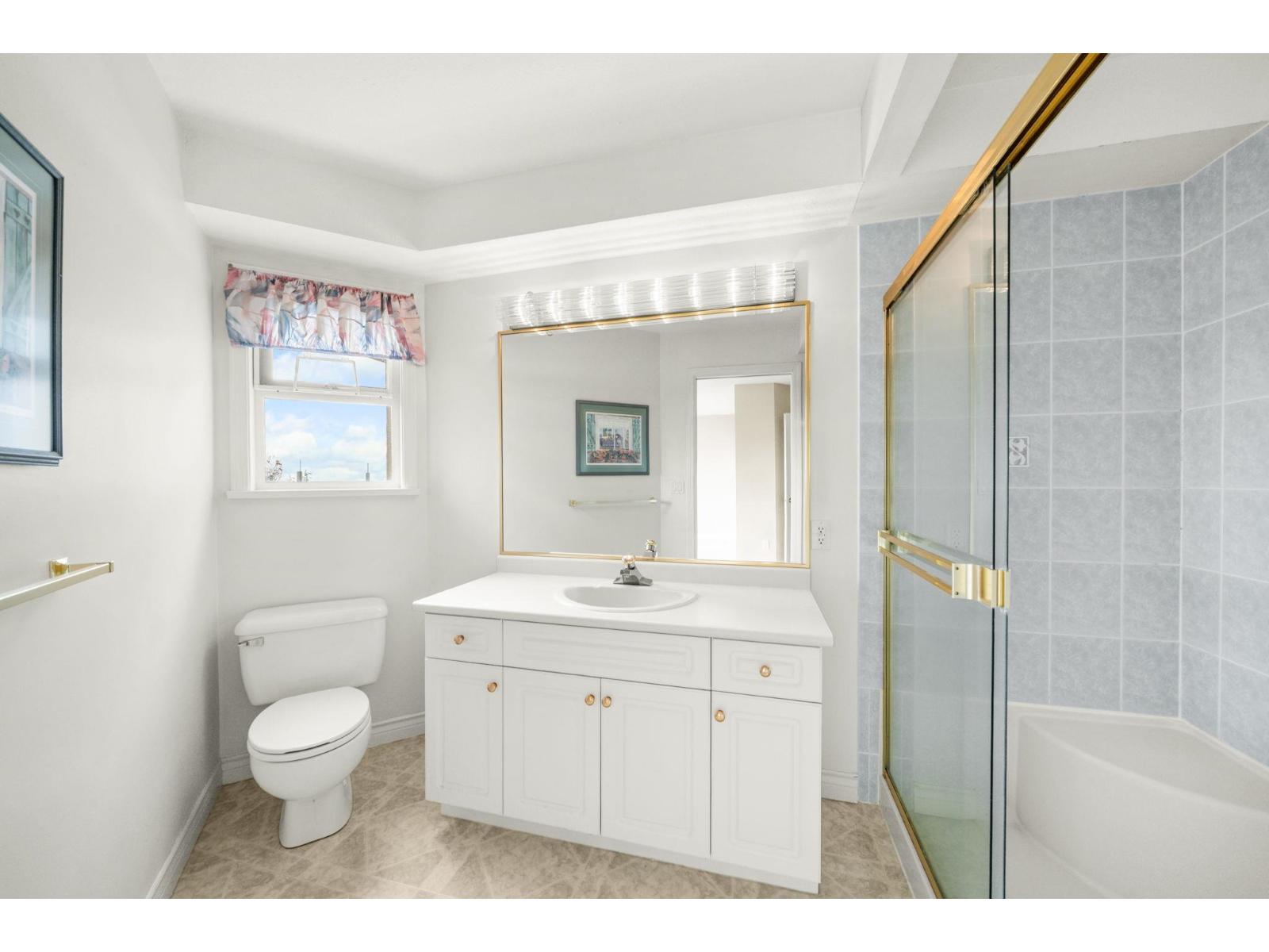 14786 Upper Roper Avenue, White Rock, British Columbia  V4B 2C9 - Photo 17 - R3068084