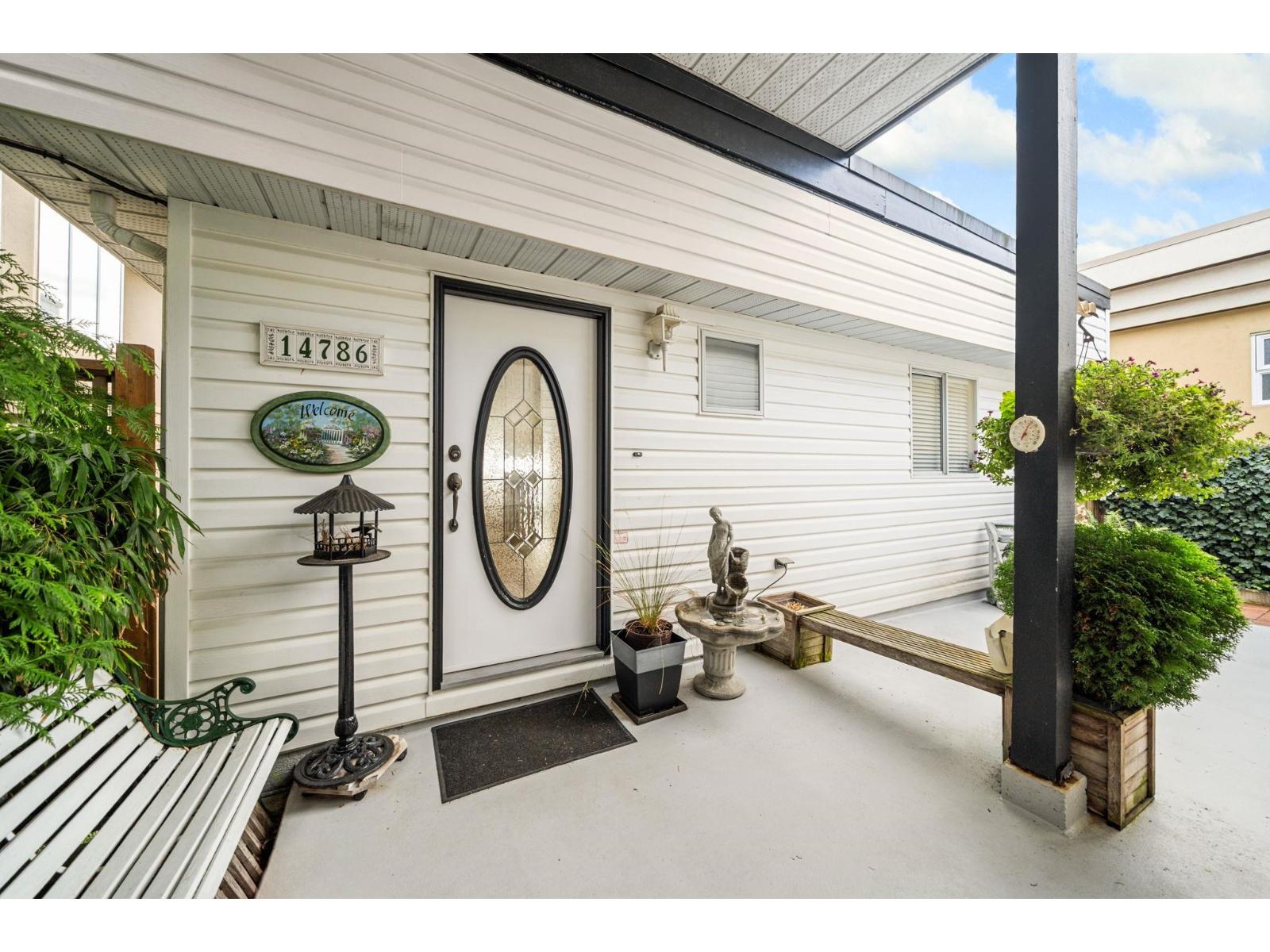 14786 Upper Roper Avenue, White Rock, British Columbia  V4B 2C9 - Photo 4 - R3068084