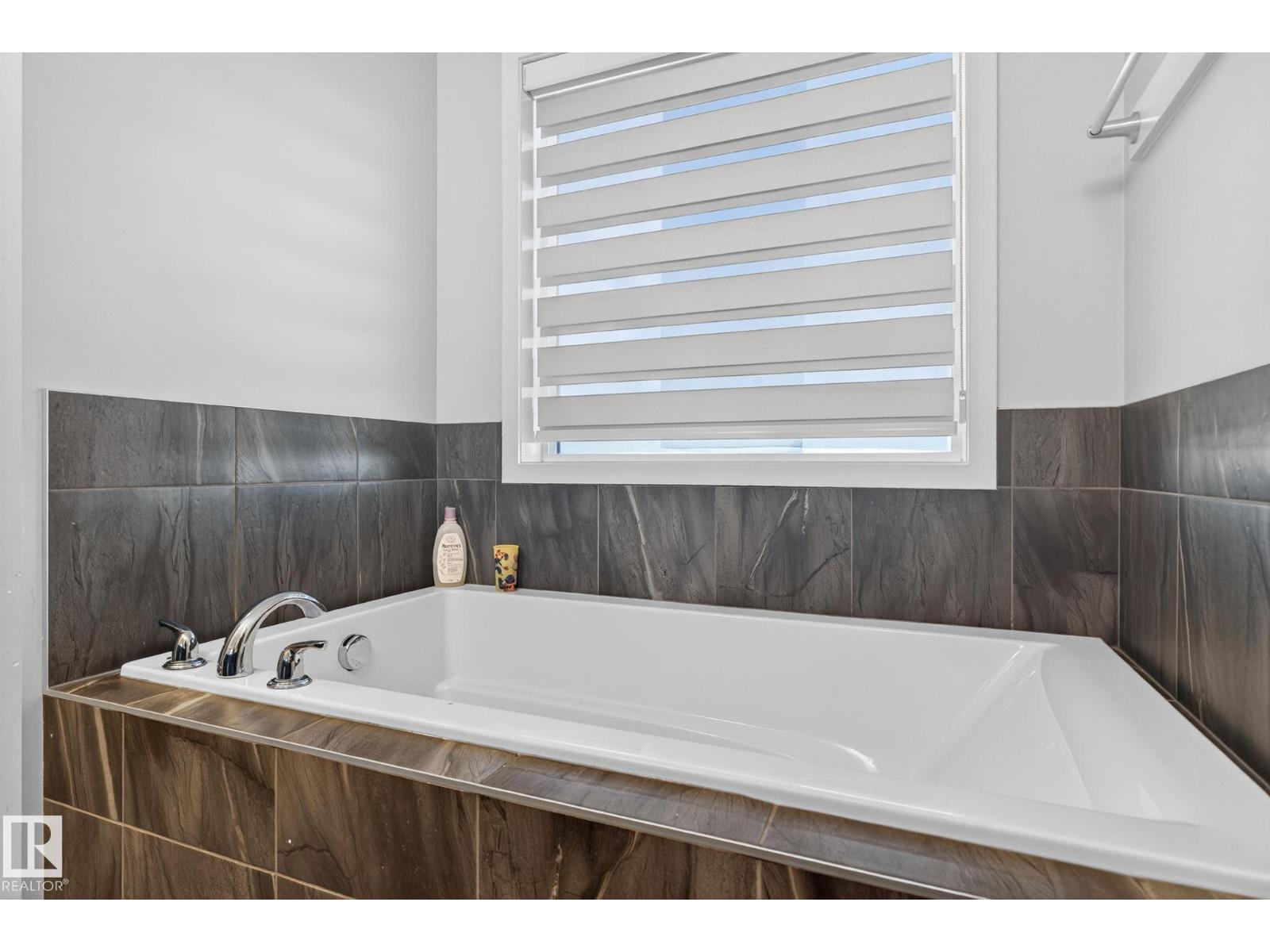 2031 51 St Sw, Edmonton, Alberta  T6X 1Z8 - Photo 17 - E4466545