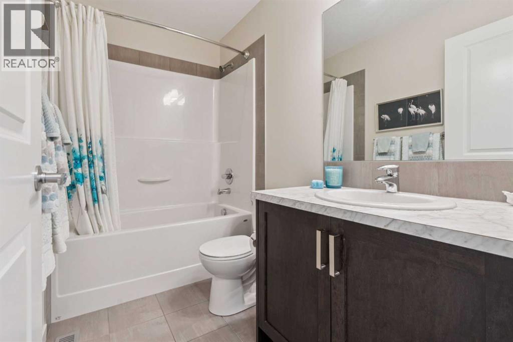 71 Mount Rae Heights, Okotoks, Alberta  T1S 0N7 - Photo 23 - A2272260