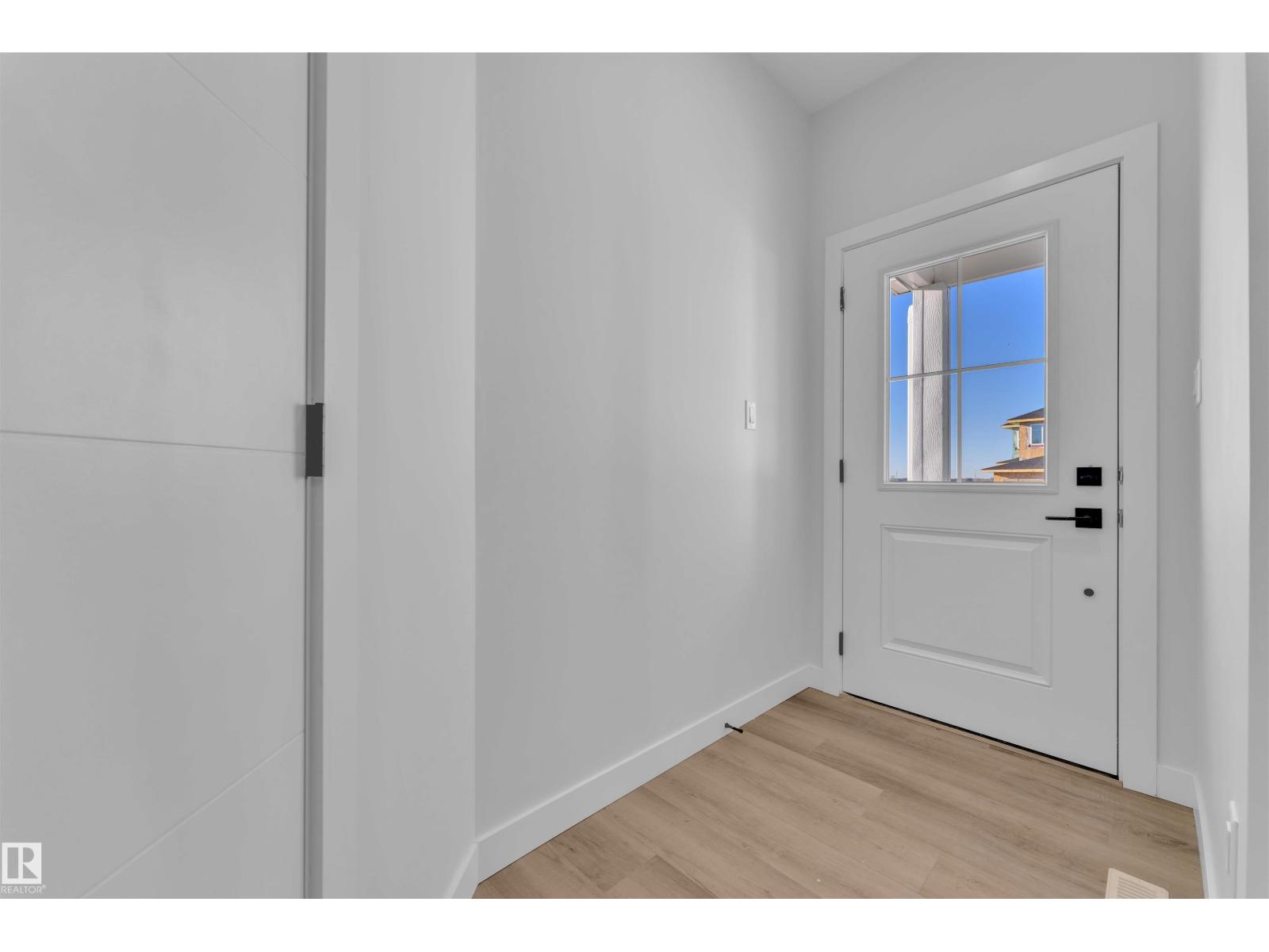 236 Crystal Creek Dr, Leduc, Alberta  T9E 0X6 - Photo 3 - E4466549