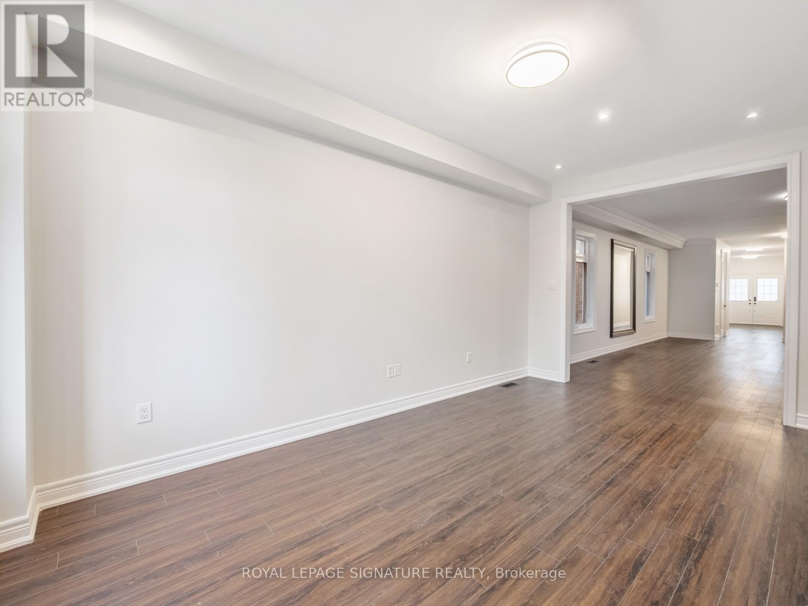 277 Bathurst Glen Drive, Vaughan, Ontario  L4J 9K8 - Photo 14 - N12569636