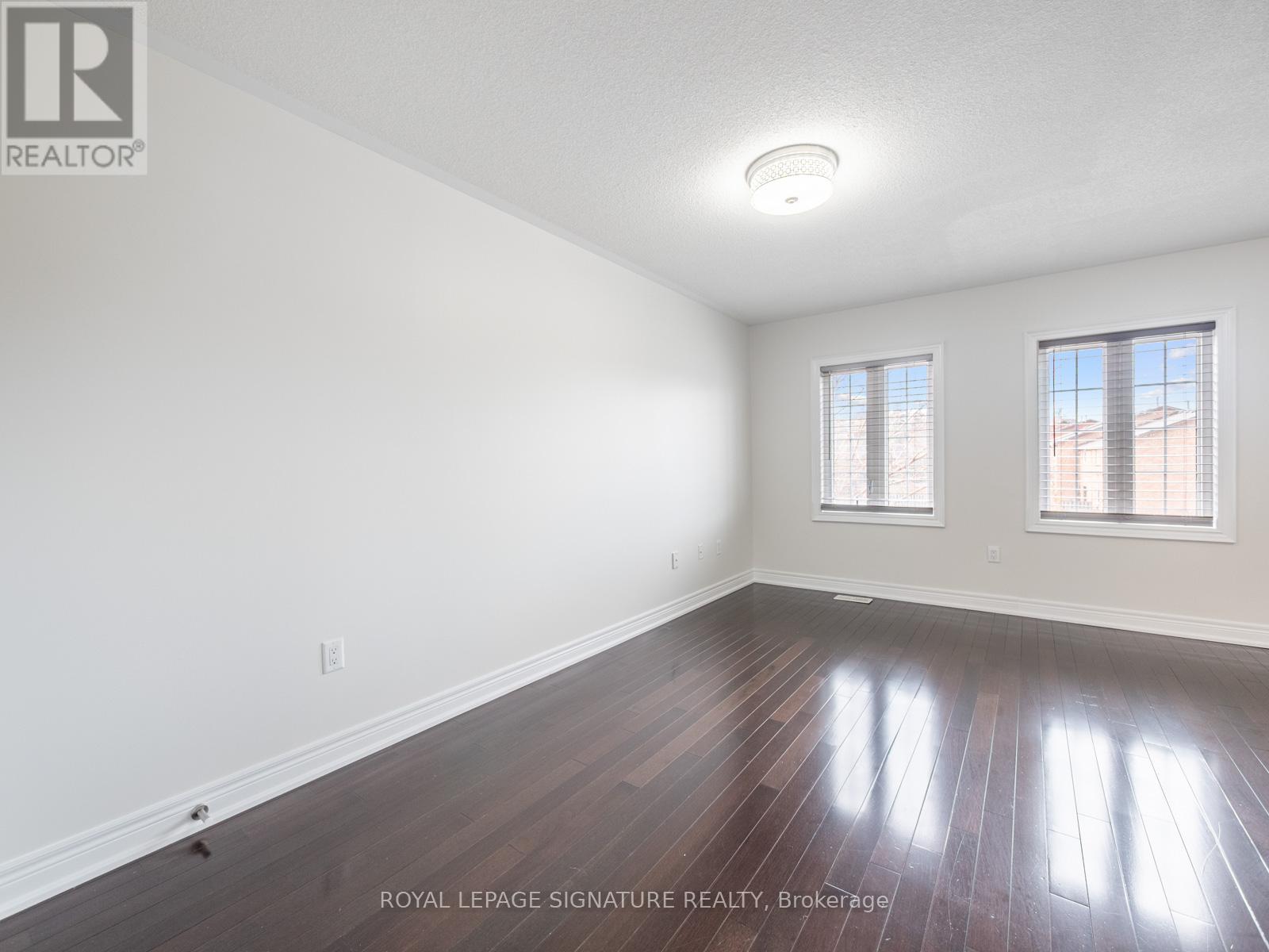 277 Bathurst Glen Drive, Vaughan, Ontario  L4J 9K8 - Photo 31 - N12569636