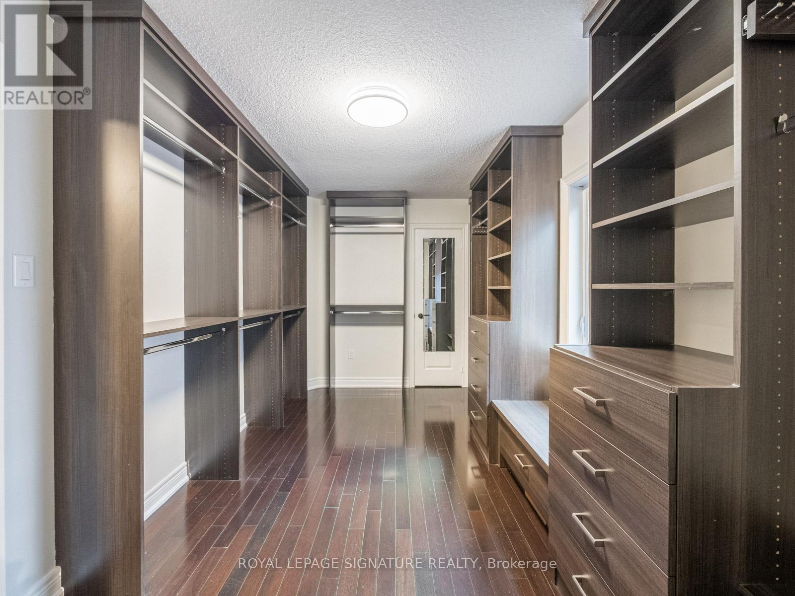 277 Bathurst Glen Drive, Vaughan, Ontario  L4J 9K8 - Photo 33 - N12569636