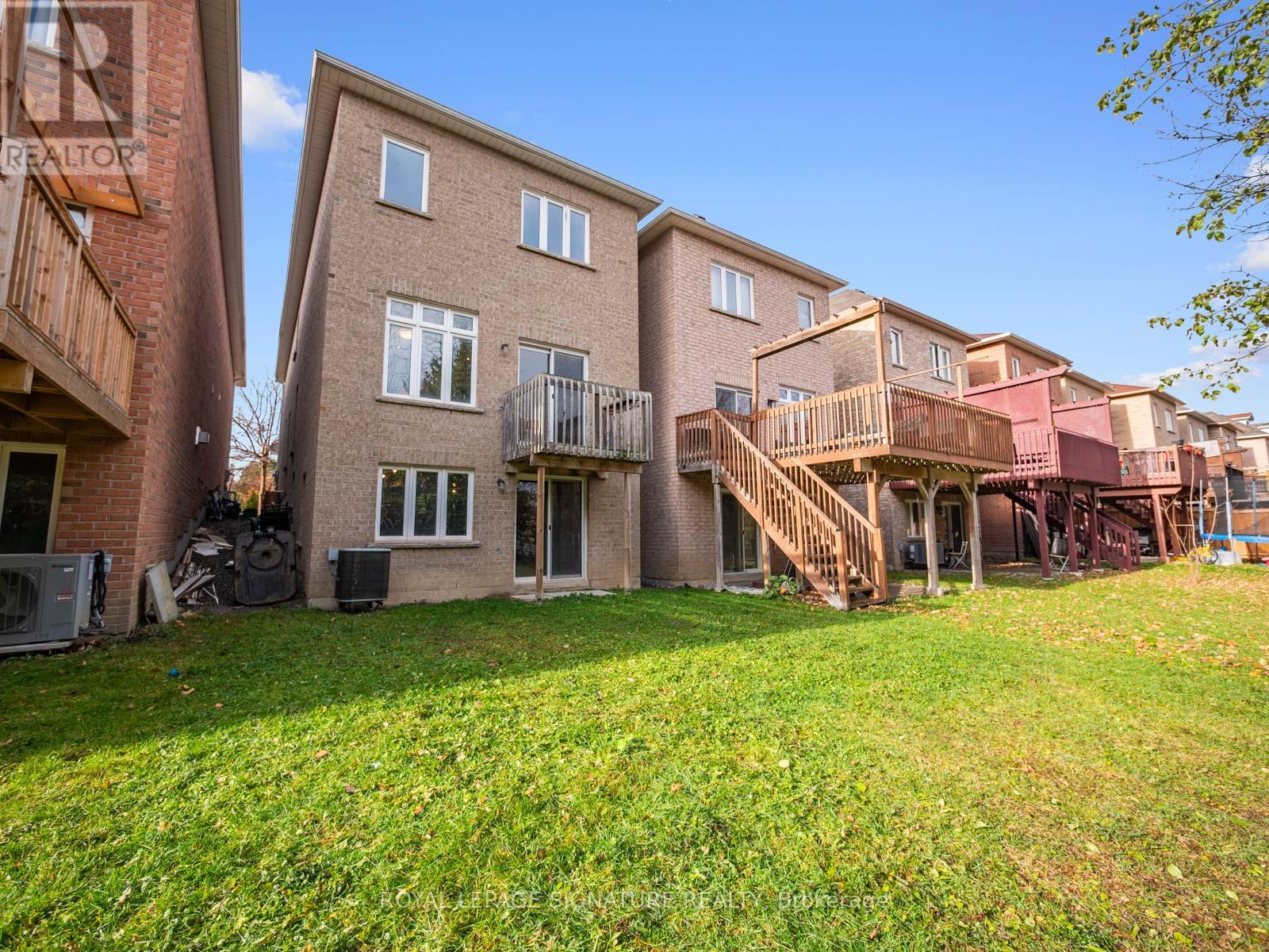 277 Bathurst Glen Drive, Vaughan, Ontario  L4J 9K8 - Photo 46 - N12569636