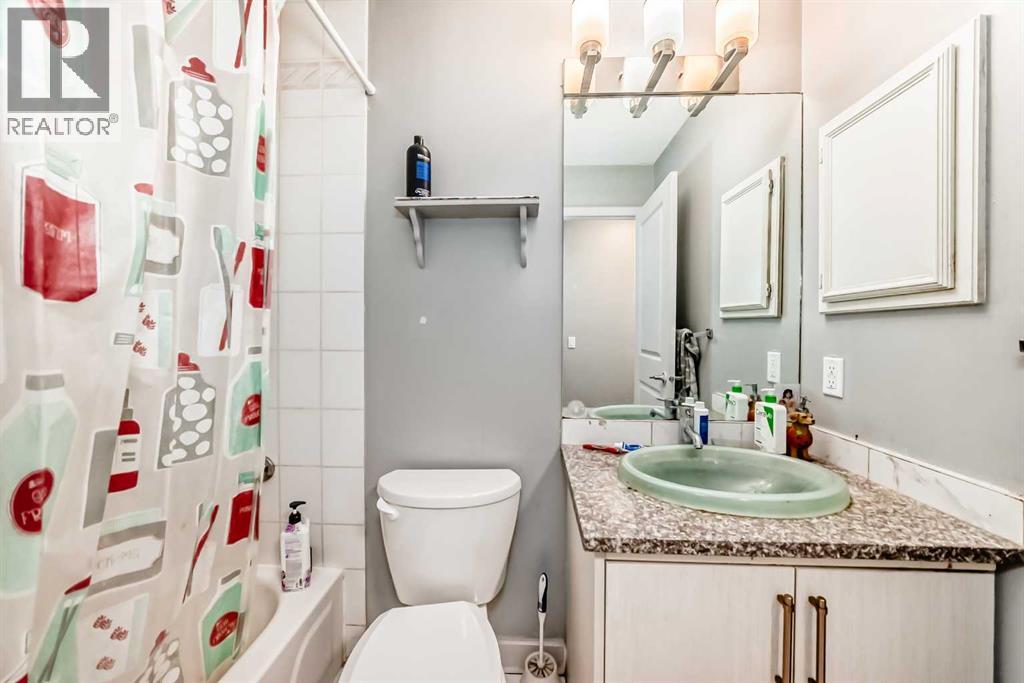 52 Martinglen Place Ne, Calgary, Alberta  T3J 3J1 - Photo 25 - A2256502