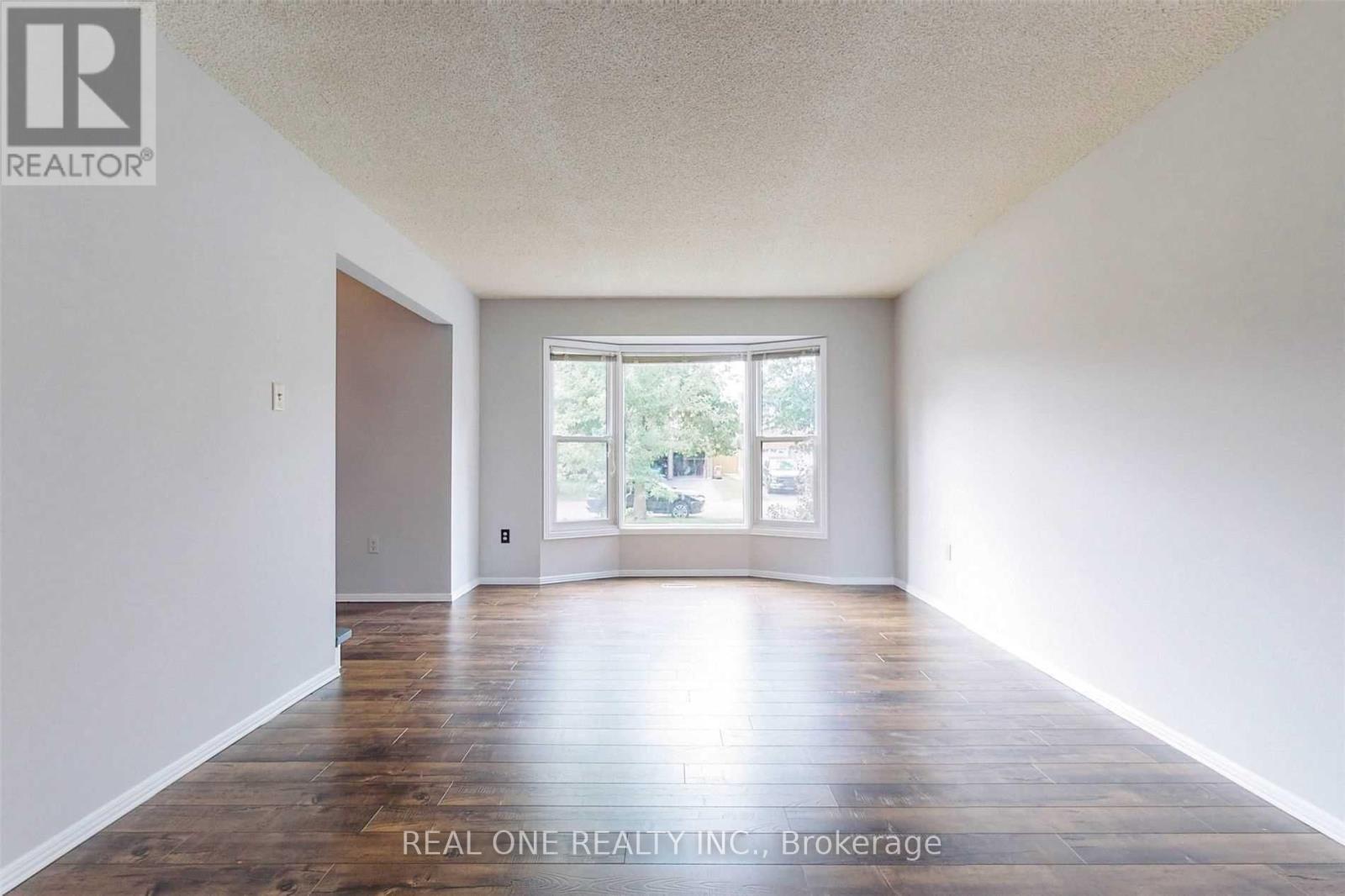 41 Meyer Circle, Markham, Ontario  L3P 4C3 - Photo 2 - N12555816