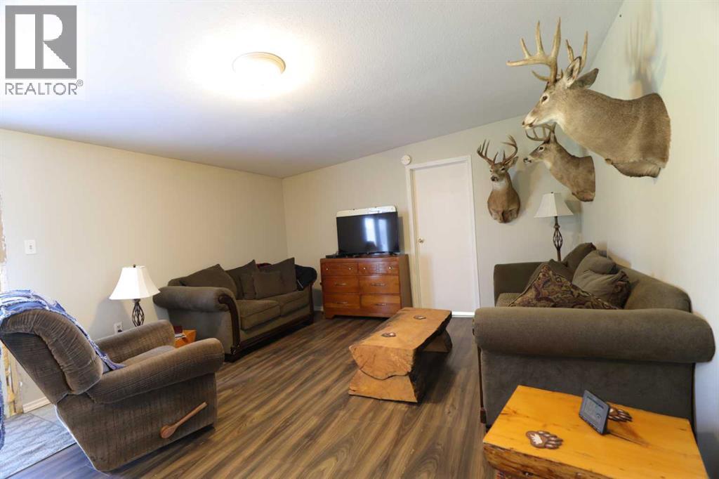 290 2 Avenue Nw, Glenwood, Alberta  T0K 2R0 - Photo 4 - A2264942