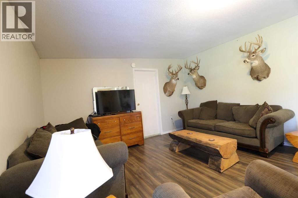 290 2 Avenue Nw, Glenwood, Alberta  T0K 2R0 - Photo 5 - A2264942