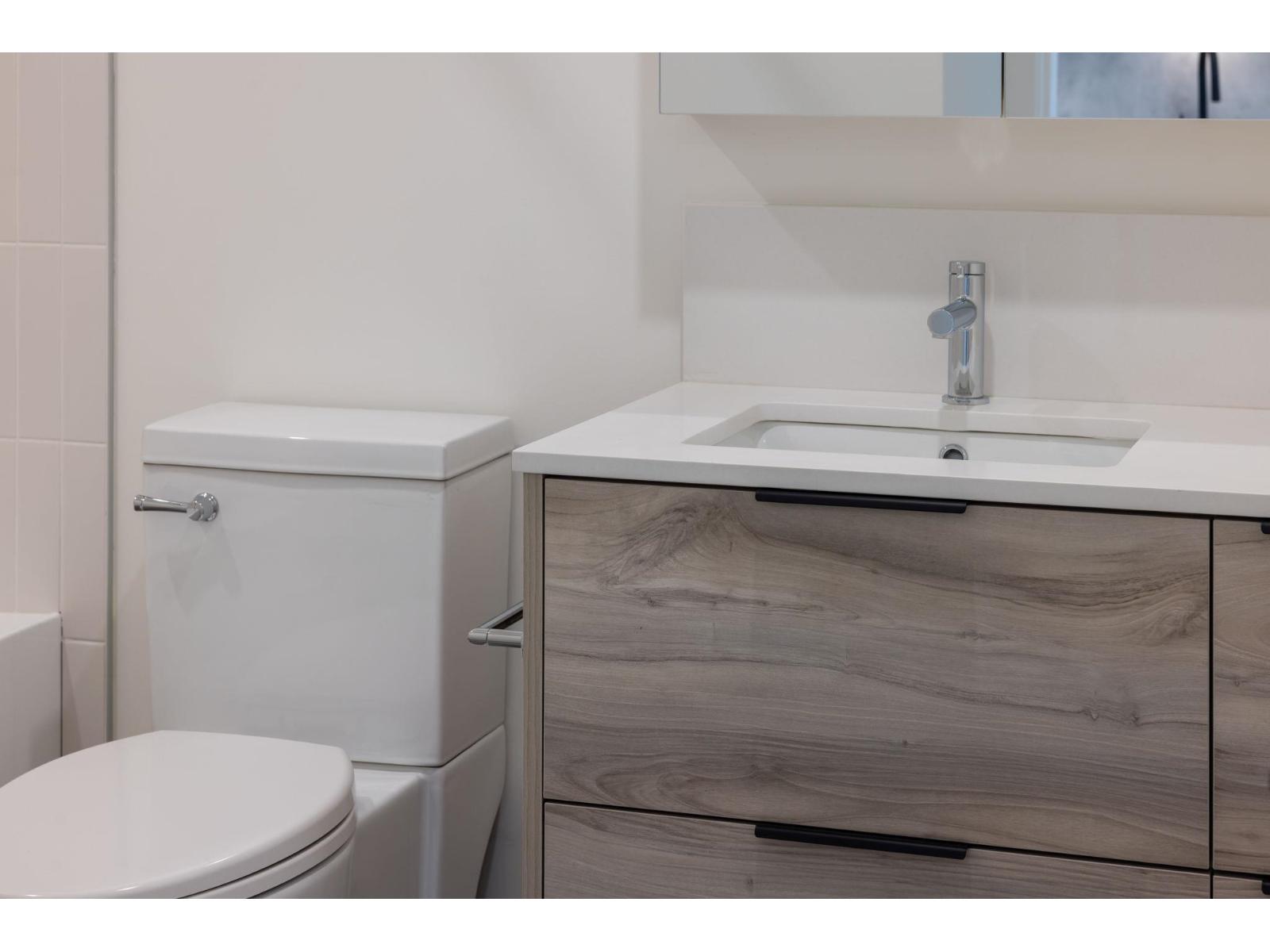 412 30494 Cardinal Avenue, Abbotsford, British Columbia  V2T 0A5 - Photo 5 - R3066339