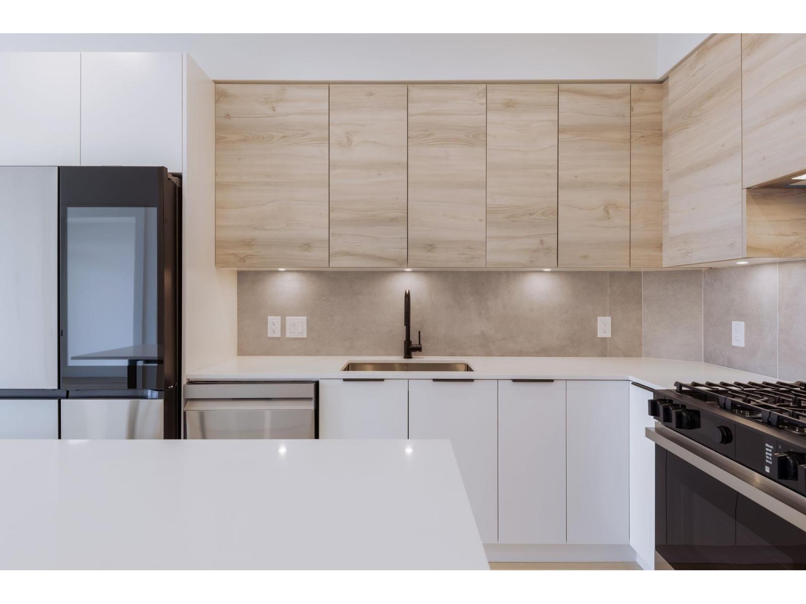 412 30494 Cardinal Avenue, Abbotsford, British Columbia  V2T 0A5 - Photo 3 - R3066339