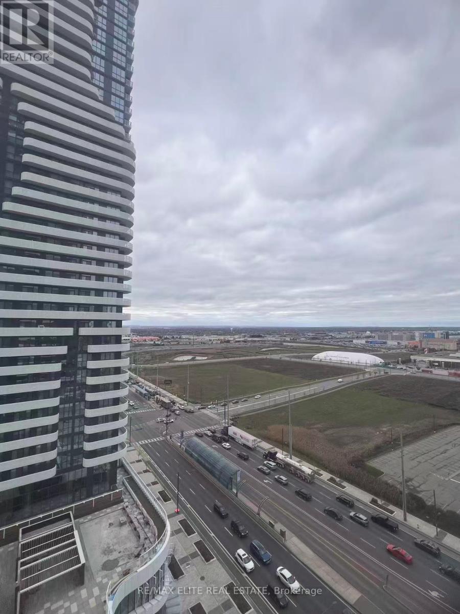 1715 - 8 Interchange Way, Vaughan, Ontario  L4K 0R2 - Photo 16 - N12557362