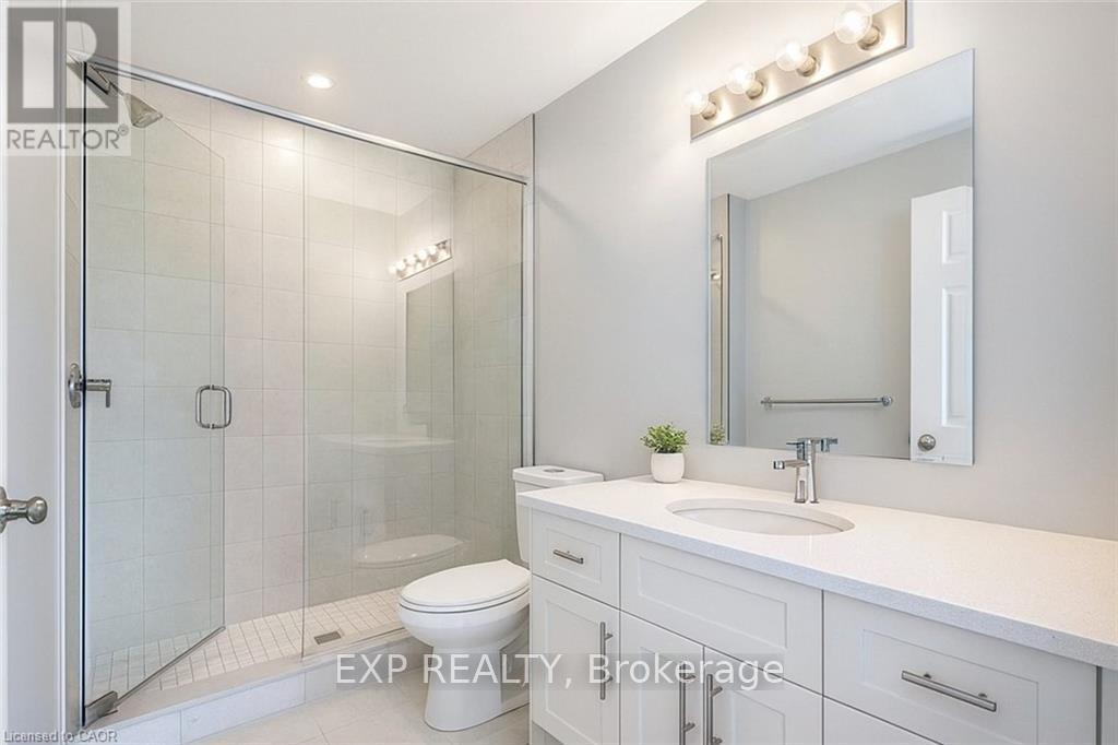 190 Oat Lane, Kitchener, Ontario  N2R 1R7 - Photo 6 - X12560380