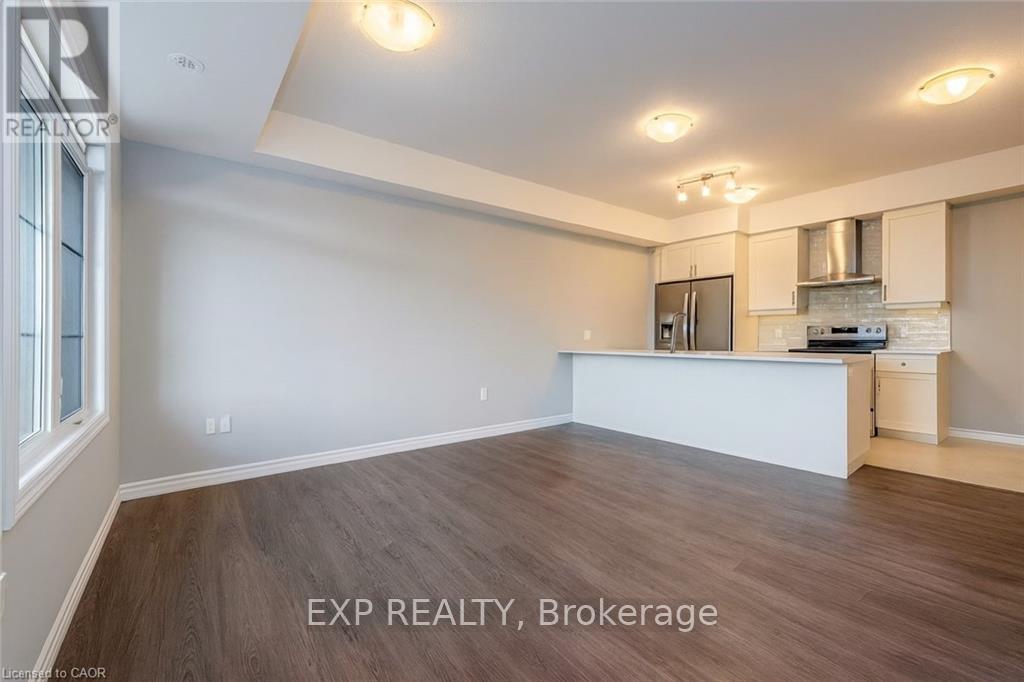 190 Oat Lane, Kitchener, Ontario  N2R 1R7 - Photo 11 - X12560380