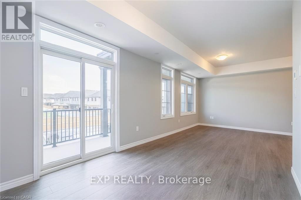 190 Oat Lane, Kitchener, Ontario  N2R 1R7 - Photo 13 - X12560380