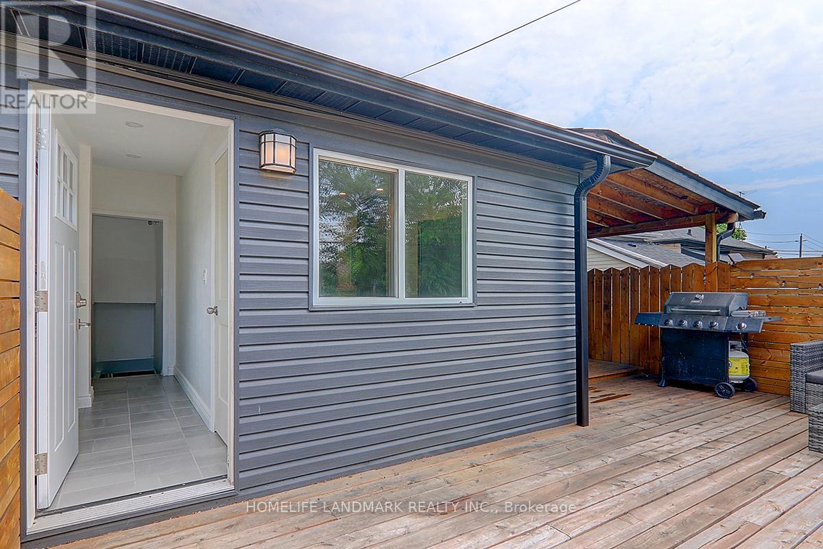 794 Jane Street, Toronto, Ontario  M6N 4C1 - Photo 4 - W12569794