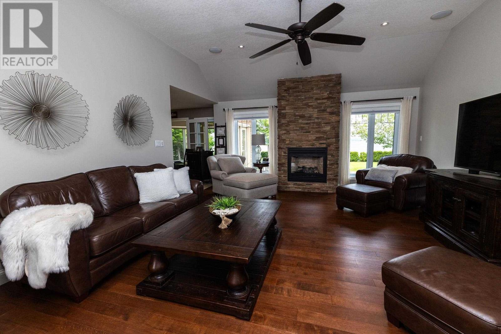 857 Sunnyside Beach Rd, Sault Ste. Marie, Ontario  P6A 6K4 - Photo 18 - SM252833