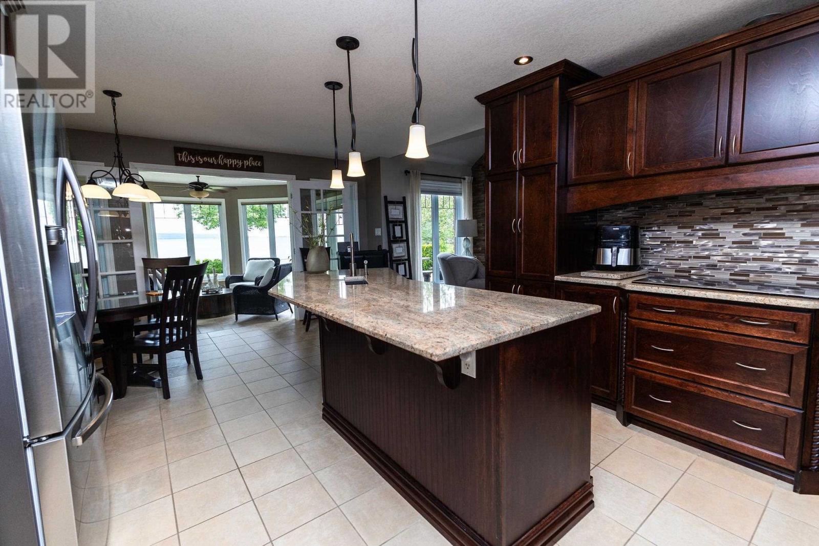 857 Sunnyside Beach Rd, Sault Ste. Marie, Ontario  P6A 6K4 - Photo 21 - SM252833