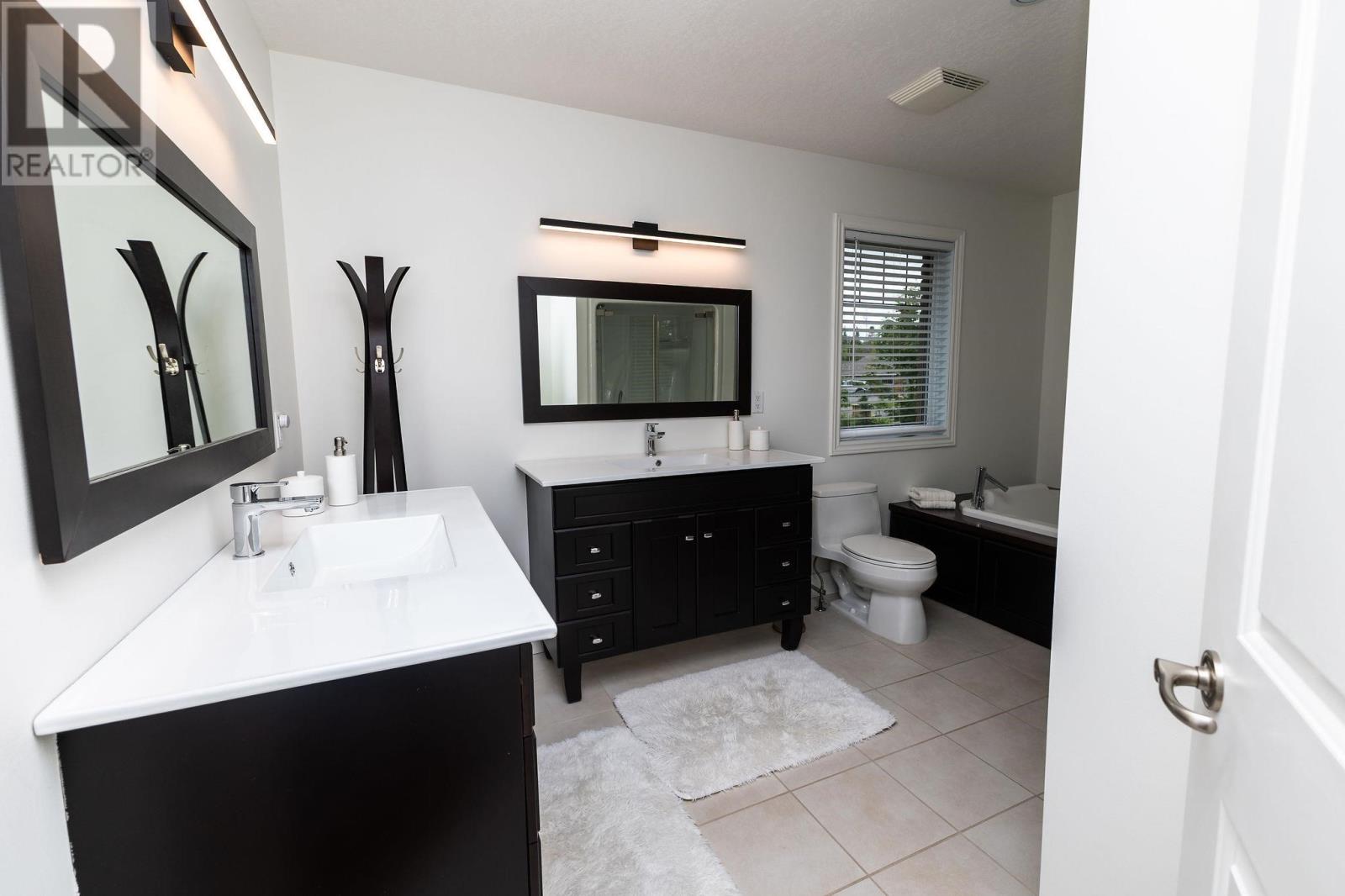 857 Sunnyside Beach Rd, Sault Ste. Marie, Ontario  P6A 6K4 - Photo 35 - SM252833