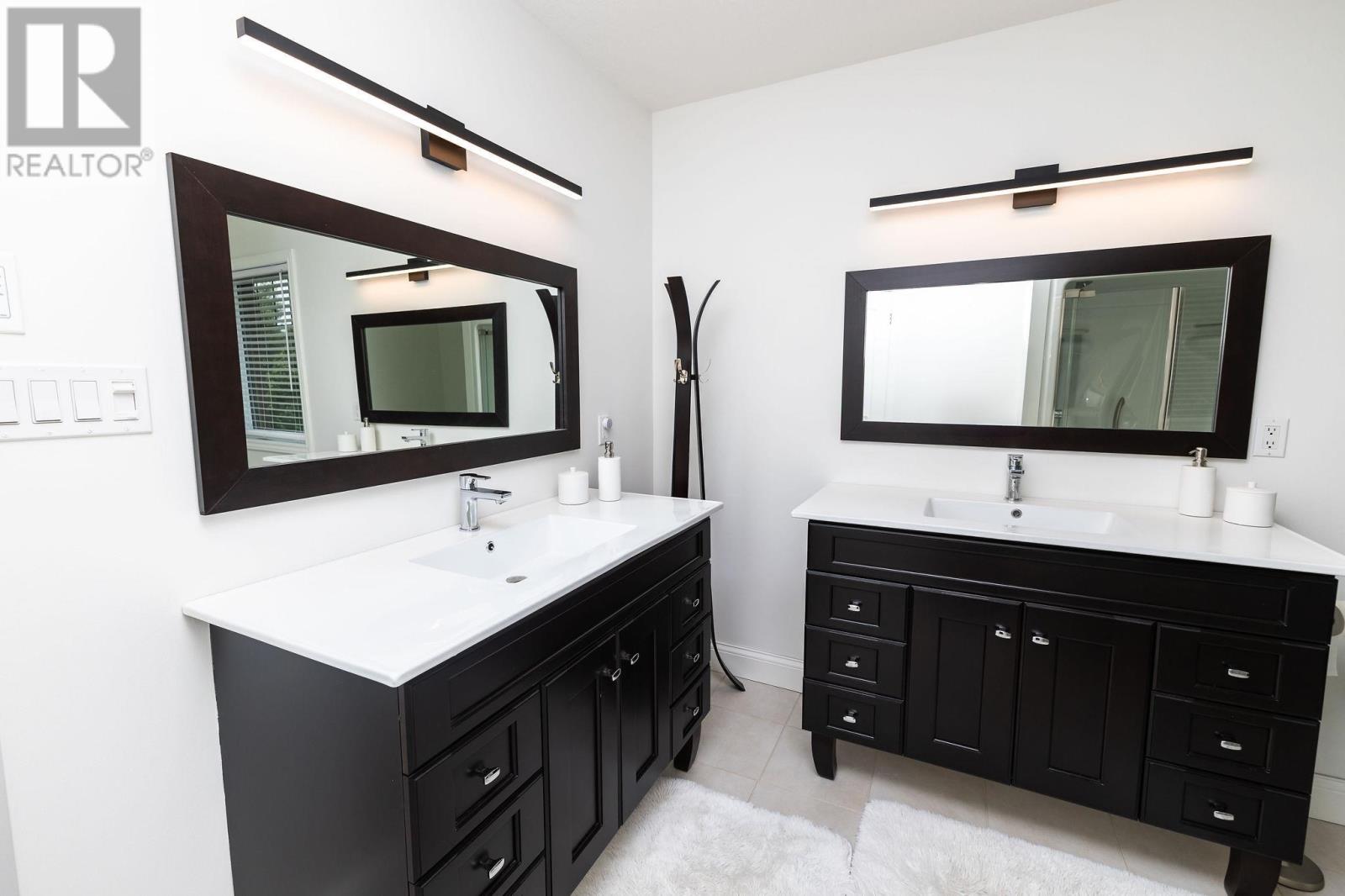 857 Sunnyside Beach Rd, Sault Ste. Marie, Ontario  P6A 6K4 - Photo 36 - SM252833