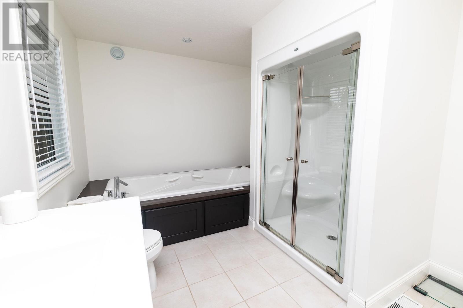 857 Sunnyside Beach Rd, Sault Ste. Marie, Ontario  P6A 6K4 - Photo 37 - SM252833