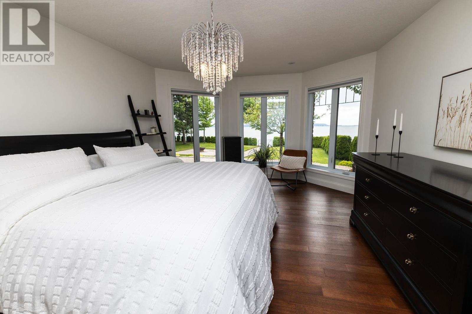 857 Sunnyside Beach Rd, Sault Ste. Marie, Ontario  P6A 6K4 - Photo 32 - SM252833