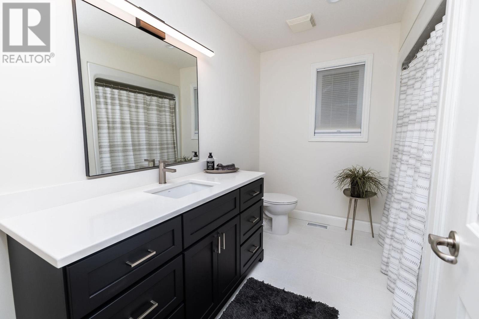 857 Sunnyside Beach Rd, Sault Ste. Marie, Ontario  P6A 6K4 - Photo 43 - SM252833