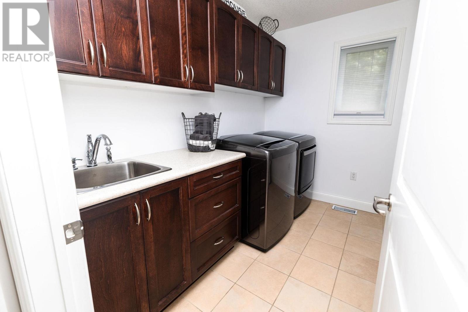 857 Sunnyside Beach Rd, Sault Ste. Marie, Ontario  P6A 6K4 - Photo 48 - SM252833